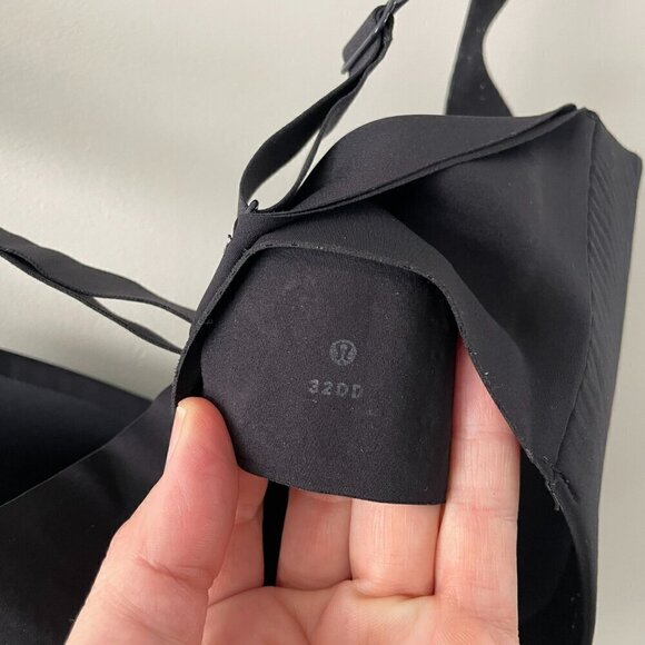 Lululemon Hold True Adjustable Strap Seamless Yoga Activewear Bra Black 32DD - Picture 5 of 6
